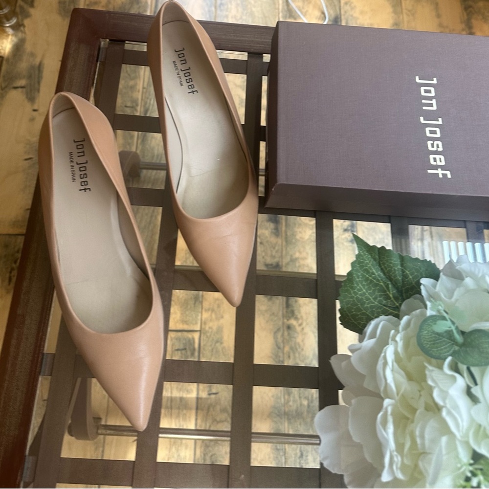 Jon Josef Women's Nude Pointed Flats